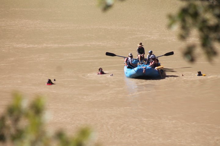 Moab Rivertrippers Escursione di rafting di mezza giornata sul fiume Colorado ~ DIVERTIMENTO!