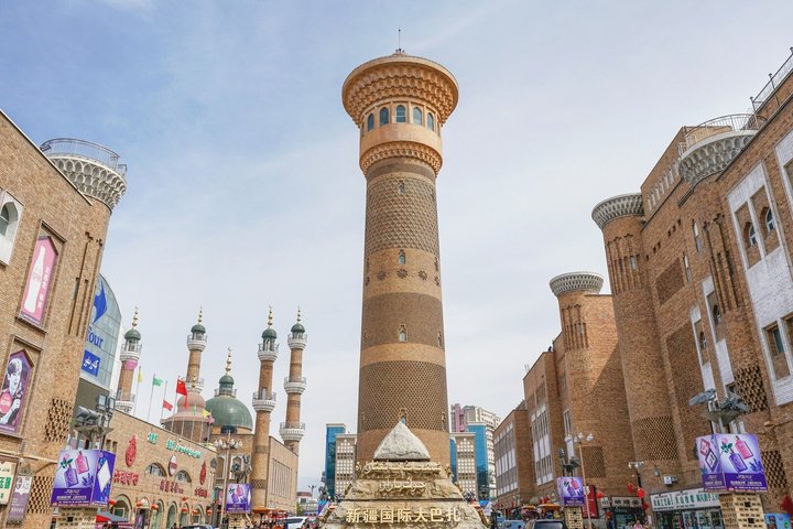 Traslado de llegada privada a Urumqi: del aeropuerto al hotel