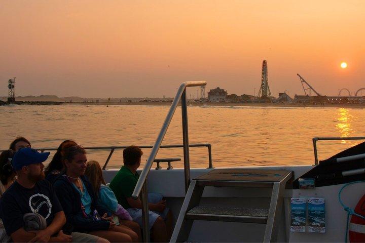 1 Uur Zonsondergang en OC Havencruise in Ocean City MD