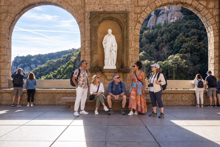 Experiencia Privada en Montserrat desde Barcelona – Precio para 2 Huéspedes