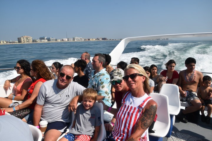 45-minütige Sea Rocket Speed Boat & Dolphin Cruise in Ocean City MD