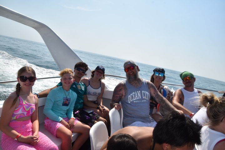 EARLY BIRD SPECIAL: Croisière en bateau rapide et dauphin à Ocean City, MD