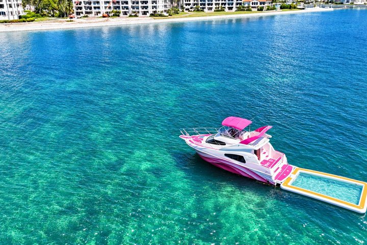 Yacht Rental Princess | 2 Free Jet Skis ,Miami River and Sea Pool