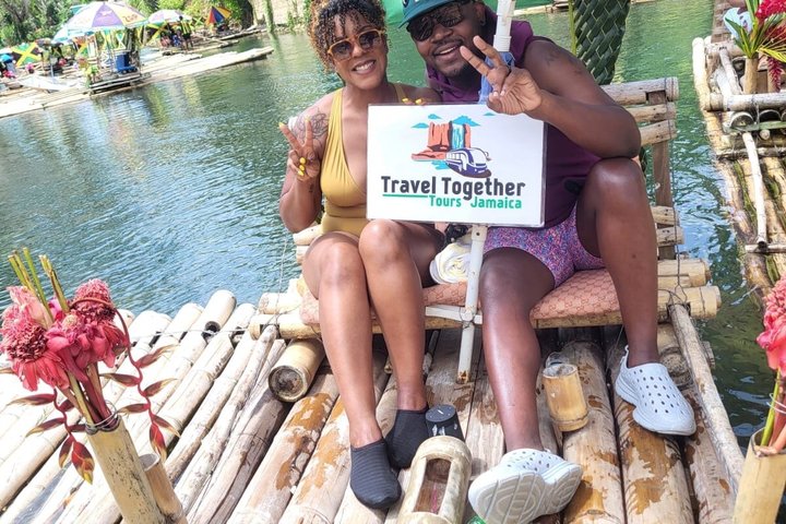 Montego Bay: Bambusrafting & Massage