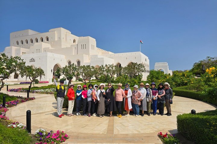 Tour privato di mezza giornata della città di Muscat - I migliori luoghi di interesse in sole 4 ore