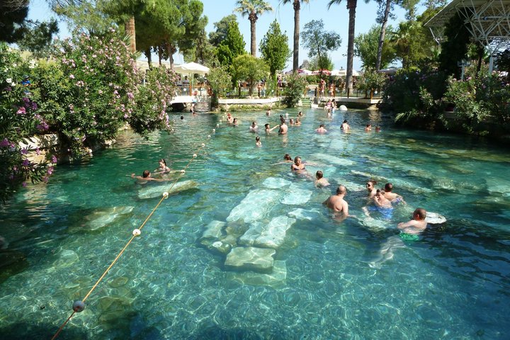 Turkije's Magie: Tour naar Bodrum, Efes, Pamukkale, Cappadocië